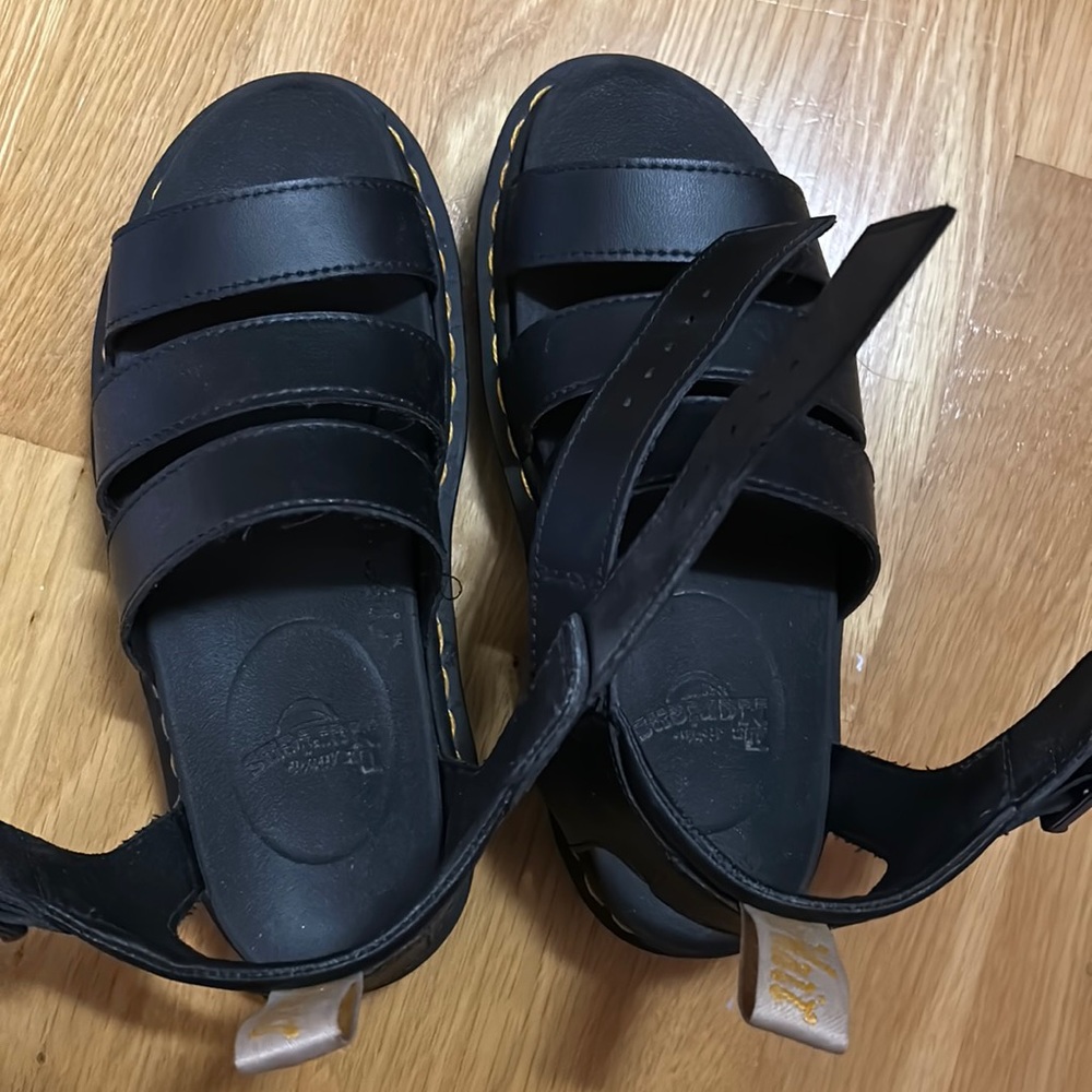 dr martens blair’s platform sandals